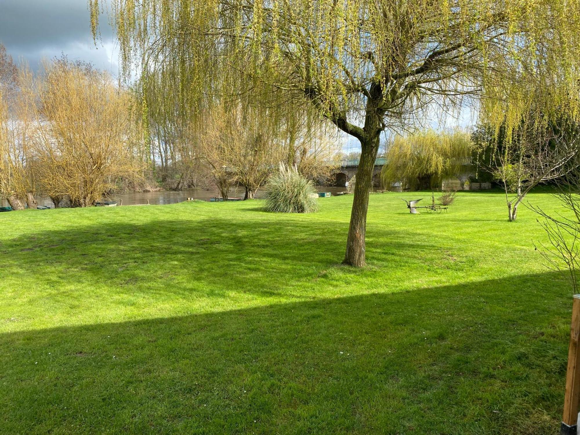 Bed and Breakfast Le Petitepinay Moitron-sur-Sarthe Экстерьер фото